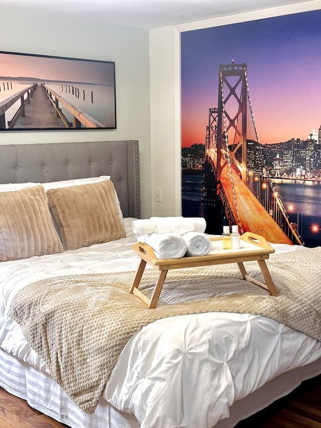 Basic Suite, Shared Bathroom (Sunset )
