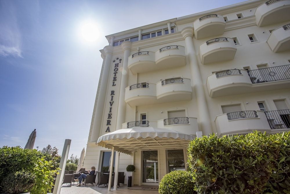 Hotel Riviera3
