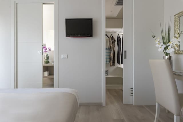 Superior Double Room, Partial Sea View