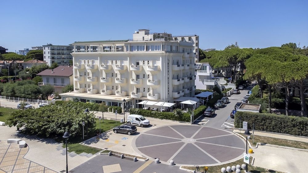 Hotel Riviera2