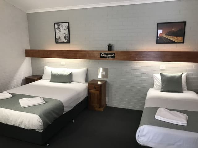 Triple Room