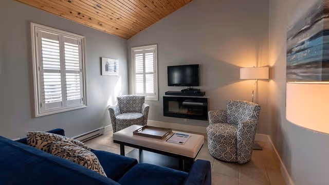 Family Cottage, Patio, Beach View