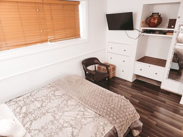 Standard Room, 1 Queen Bed, Garden View