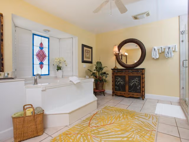 Porch with Ocean View, 1 King Bed, Spa Bath