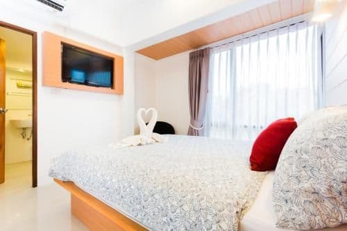 Small Double Bed