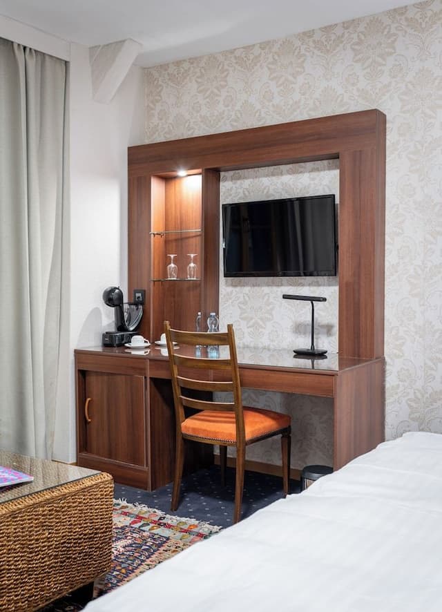 Deluxe Double or Twin Room, Balcony, Lake View