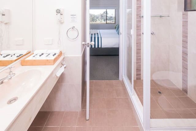 Standard Apartment, 2 Bedrooms, Non Smoking, Kitchen (S/C Poolside Unit)
