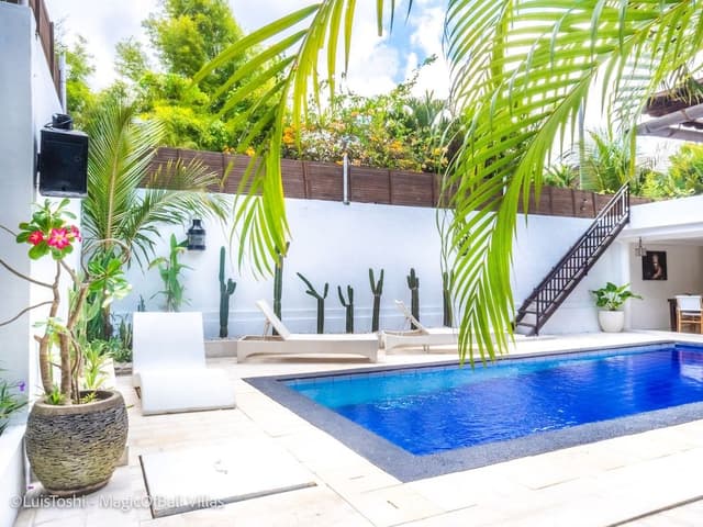 Luxury Villa, 3 Bedrooms, Lanai, Garden View