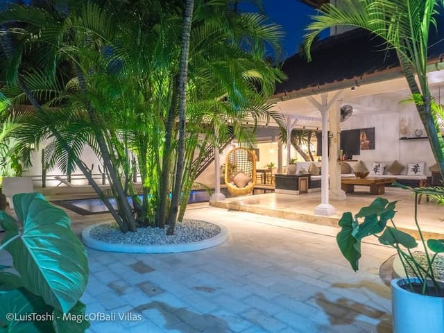 Luxury Villa, 3 Bedrooms, Lanai, Garden View