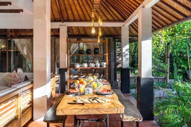 Family Villa, 4 Bedrooms, Courtyard View, Poolside