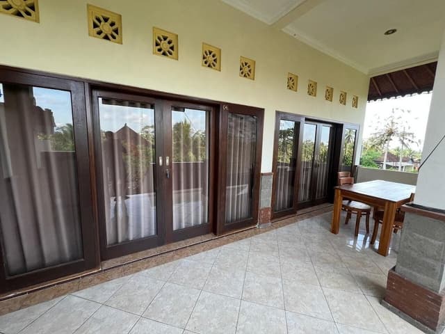 Family Room, 2 Bedrooms