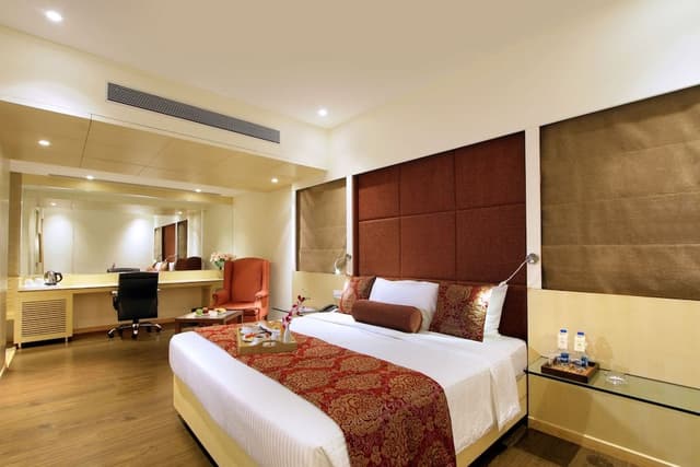 St.Suite