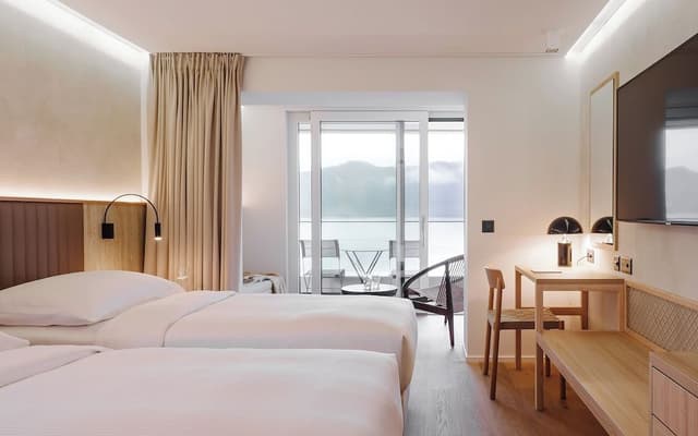 Superior Double Room, Lake View