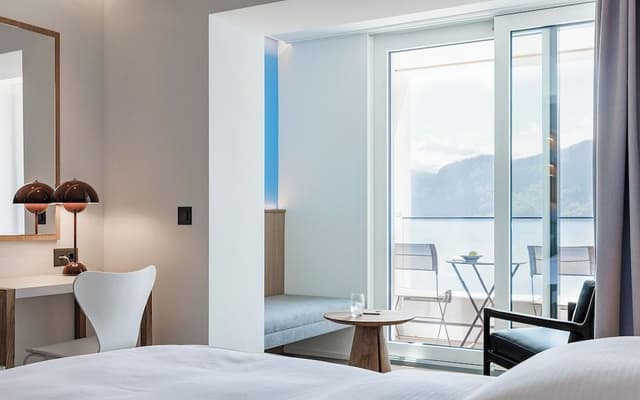 Deluxe Double Room, Lake View