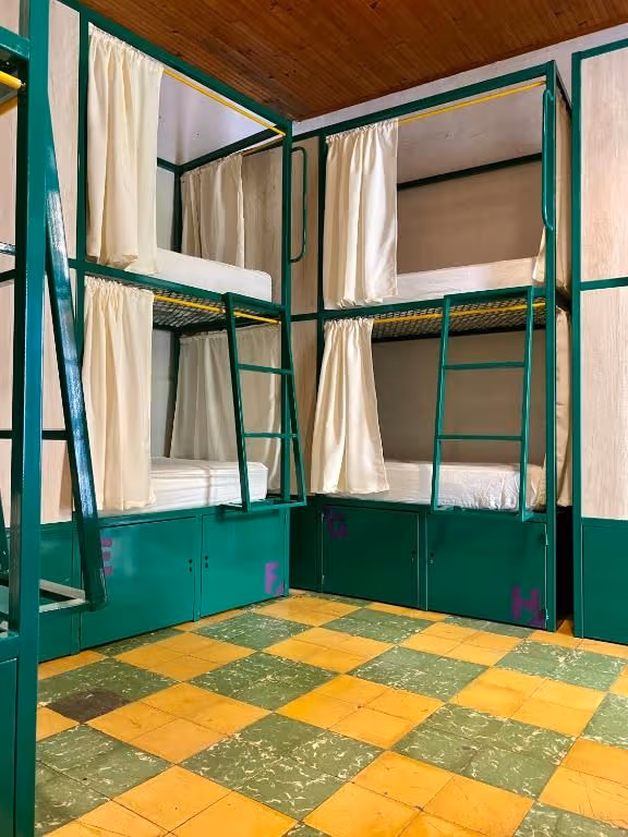 Bed in 10-Bed Mixed Dormitory Room with Shared Bathroom