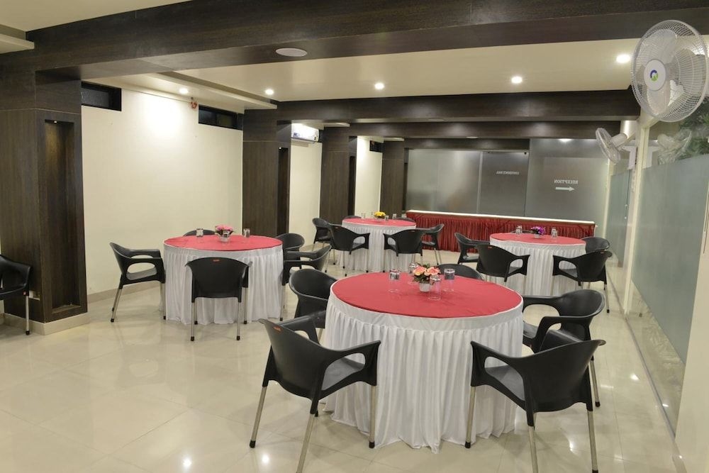 Hotel Suresh Inn4