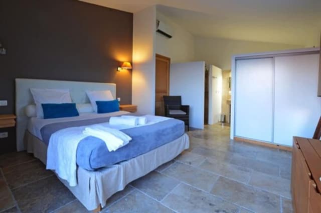 Luxury Rooms
