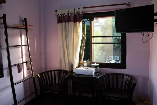 Standard A/C Room, 1 King Bed
