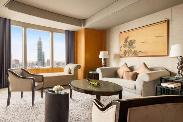 Specialty Suite