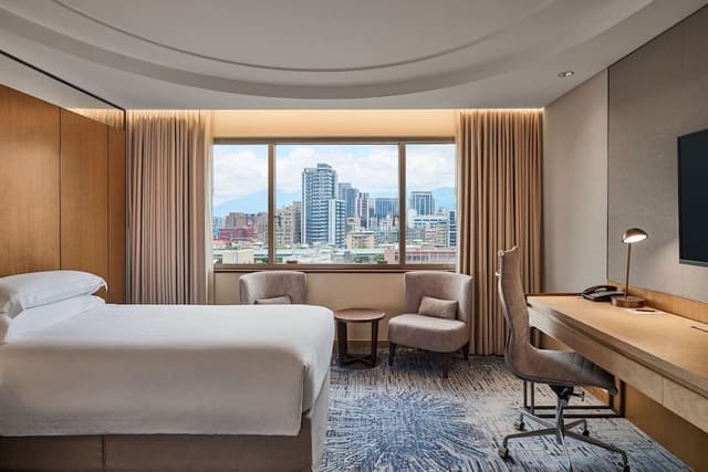 Deluxe Room, 2 Twin Beds (Executive Lounge Access)