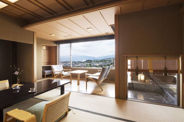Japanese-style Room with Outdoor Bath RA4