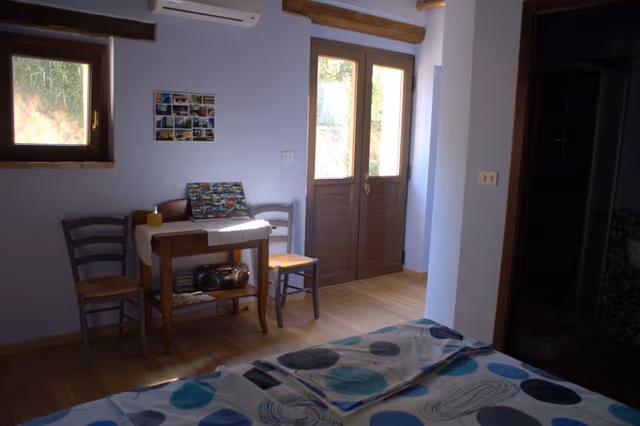 Apartment, Garden View