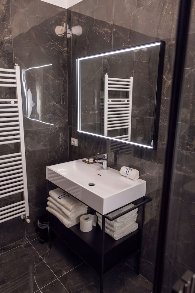Luxury Apartment, 2 Bedrooms, City View