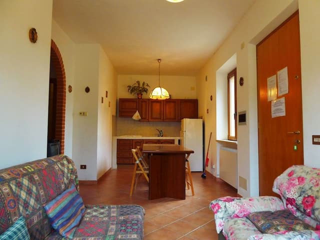 Basic House, 2 Bedrooms, Kitchen