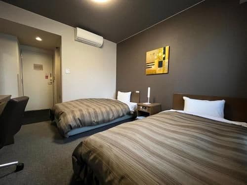 Twin Room - Non-Smoking