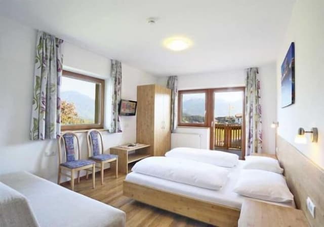 Comfort Double or Twin Room, 1 Queen Bed with Sofa bed, Non Smoking, Mountain View