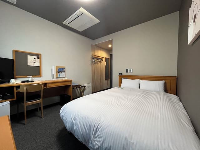 Room, Smoking