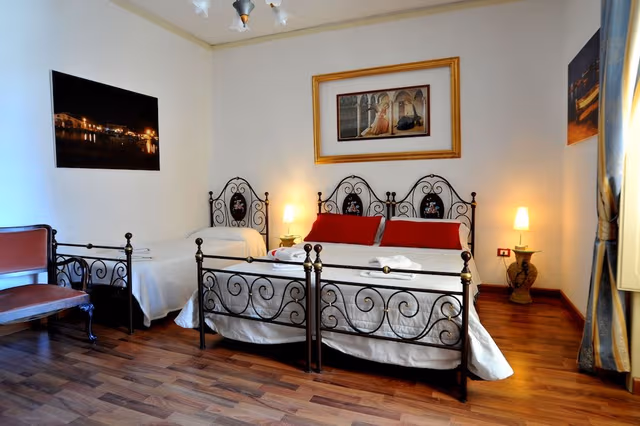 Triple Room