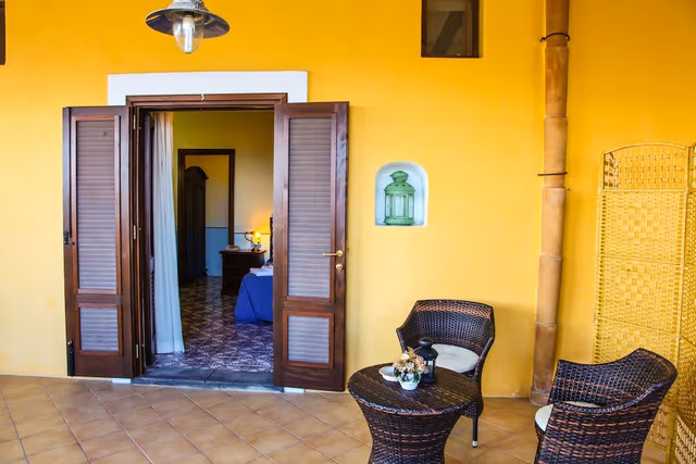 Double or Twin Room, Terrace, Partial Sea View