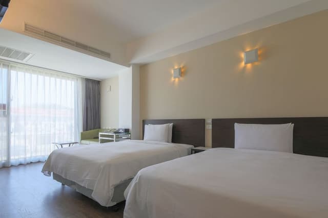 Tuileries Quadruple Room