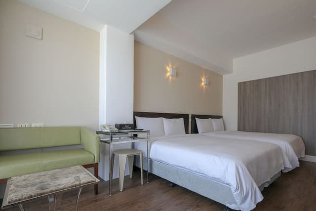 Tuileries Quadruple Room