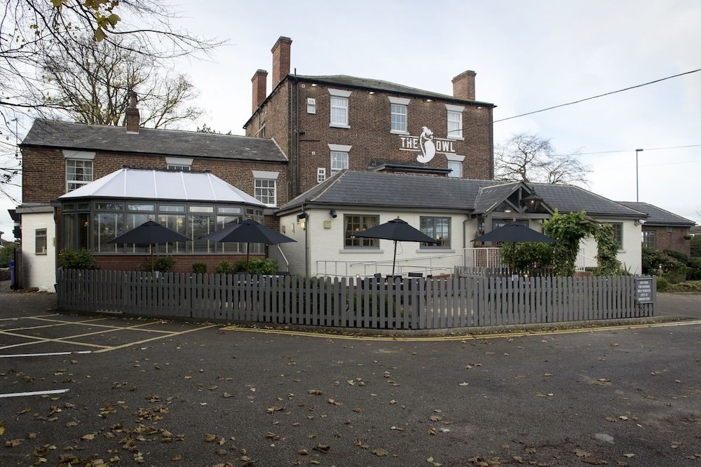 The Owl Hotel by Marston's Inns4
