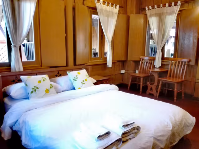 Deluxe Double Bed Air Conditioning