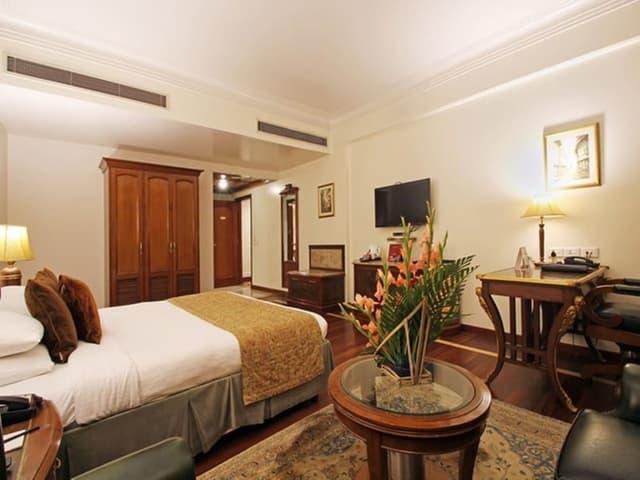 Deluxe Suite