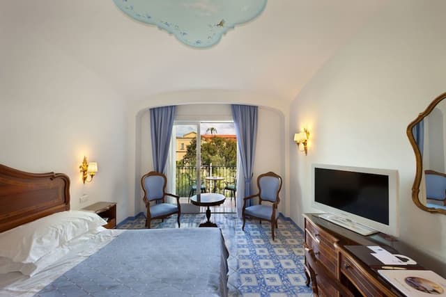Classic Double or Twin Room, Balcony, City View