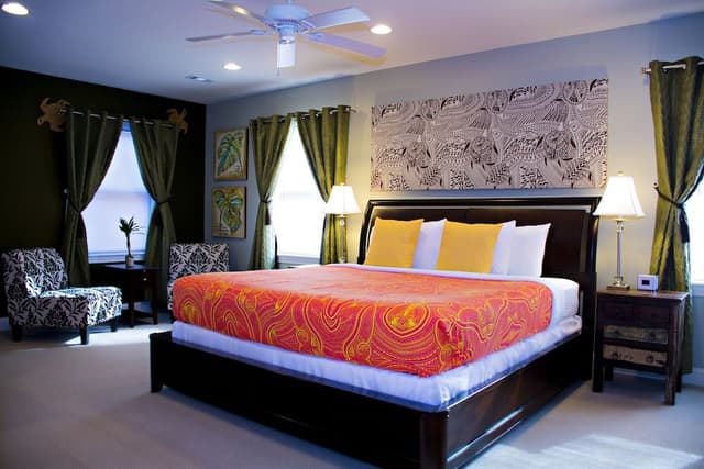 Room, 1 King Bed (Ali'i)