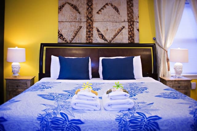 Room, 1 King Bed (Matai)