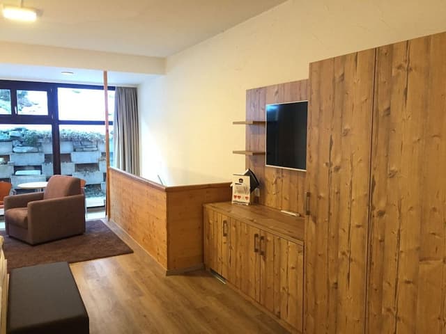 Large Double Room - No View - Souterrain