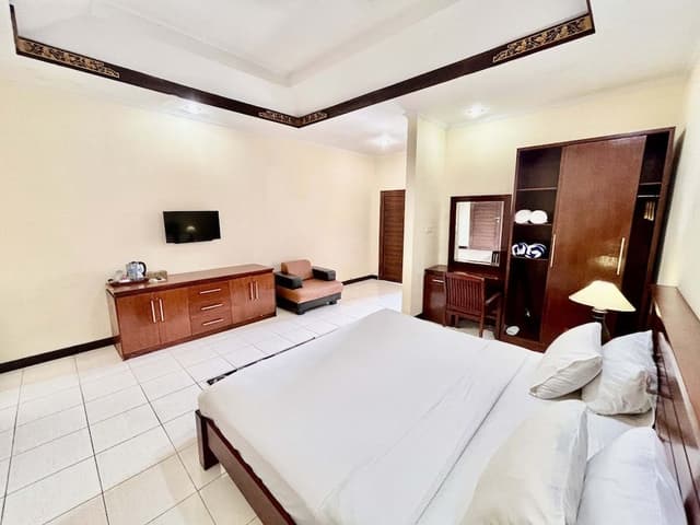 Junior Room