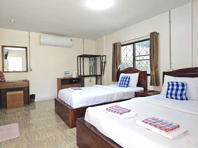 Triple Room