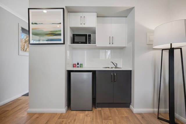 One Bedroom Cabin