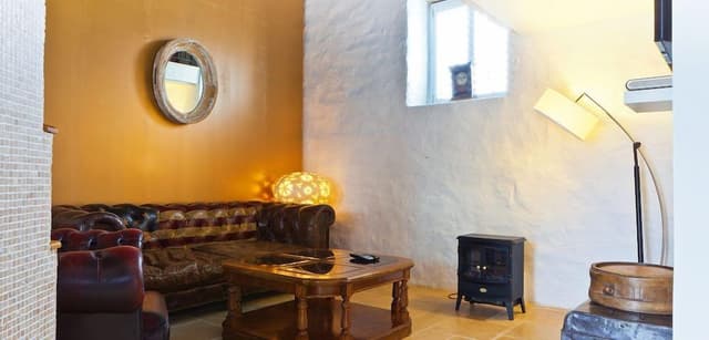 Superior Double Room, 1 King Bed, Courtyard View (Great Barn)