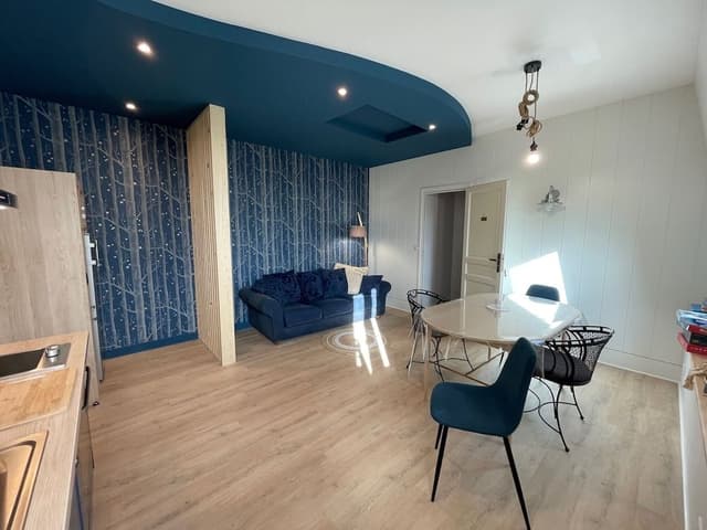 City Apartment, Ensuite, Garden View