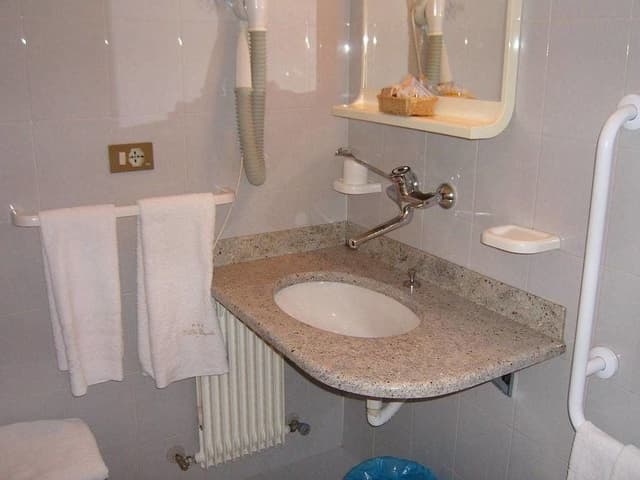 Comfort Single Room