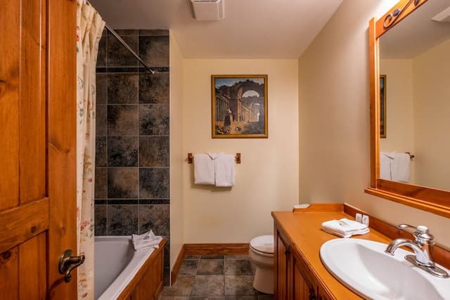 Plateau 202-1 , 3 Bedrooms
