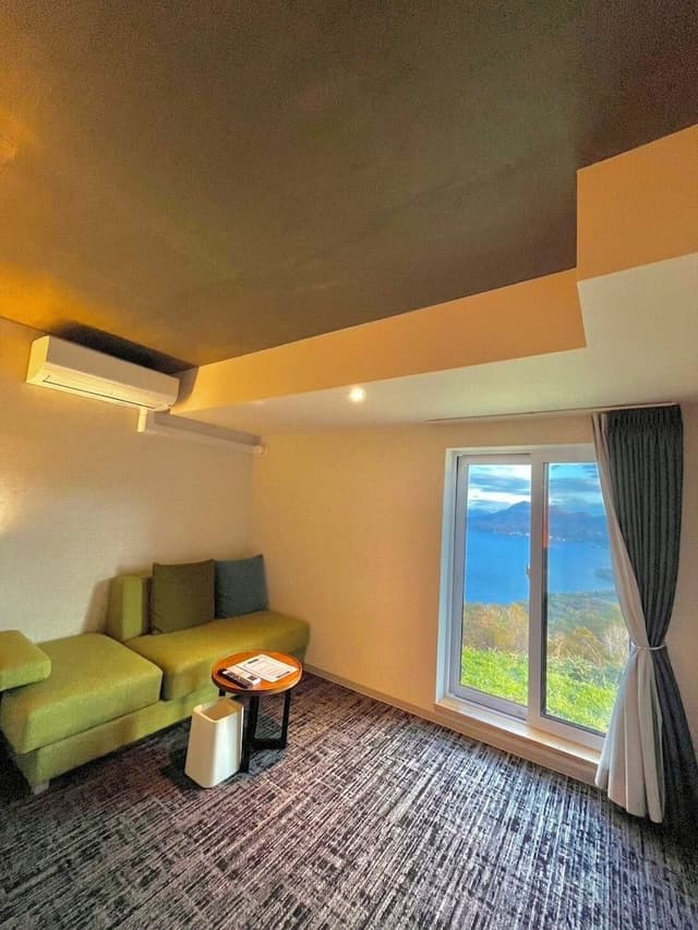 Standard Twin Room, Non Smoking, Lake View